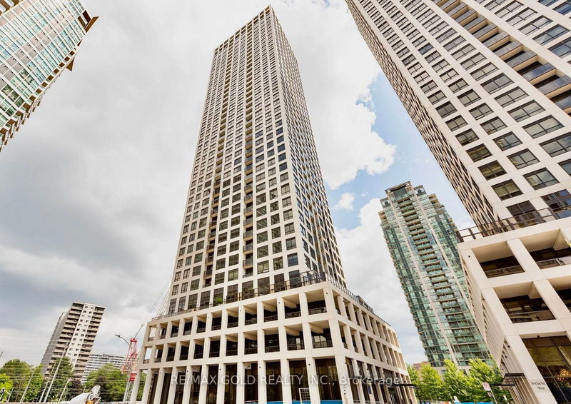 home for lease on 1511-30 Elm Drive W