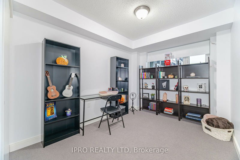  97 - 100 Dufay Rd  Brampton, L7A 4S3 | Image 18