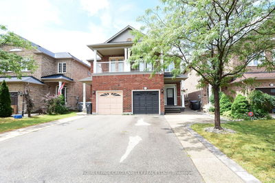 5638 Longboat Ave  Mississauga, L5M 7E8 | Image 1