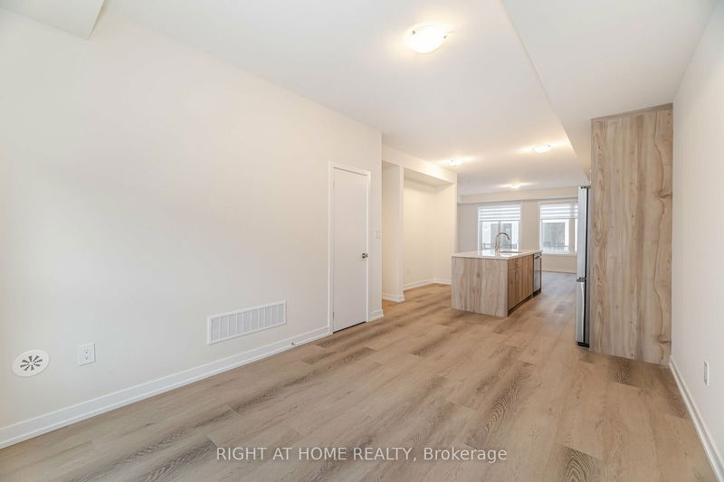 1318 Shevchenko Blvd  Oakville, L6M 4L8 | Image 8