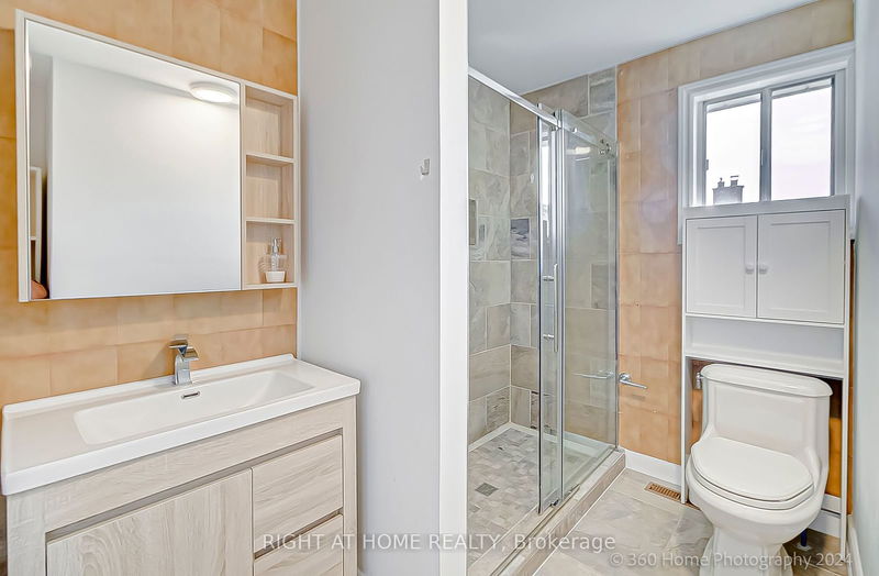 35 Highland Hill  Toronto, M6A 2P7 | Image 15