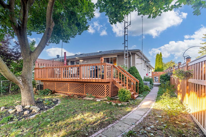 14 Earlsdale Cres  Brampton, L6T 3A8 | Image 28