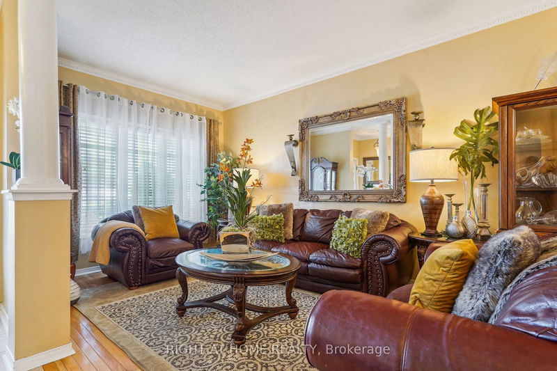 26 Bluewater Cres  Brampton, L7A 2H1 | Image 5