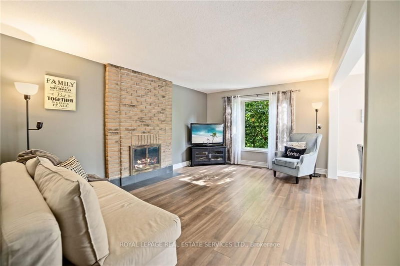 1837 Pilgrims Way  Oakville, L6M 1X2 | Image 14