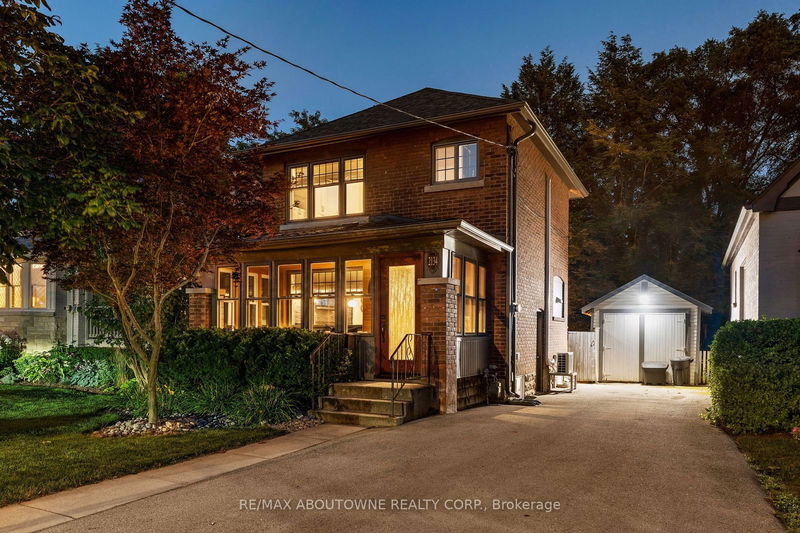 home for sale on 2134 Caroline Street