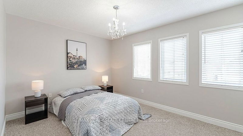 1016 Mccuaig Dr  Milton, L9T 6S3 | Image 12