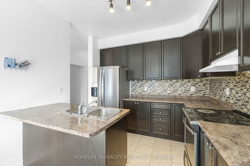 93 Education Rd  Brampton, L6P 3W3 | Image 15