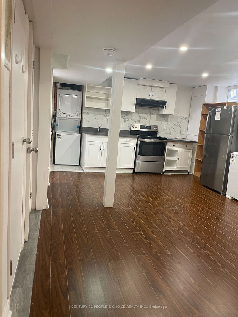 home for lease on 3250 Greenbelt Crescent