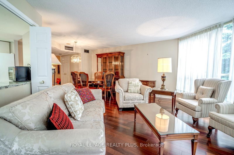  211 - 45 Kingsbridge Garden Circ  Mississauga, L5R 3K4 | Image 10