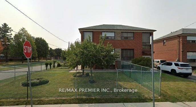 83 Dombey Rd  Toronto, M3L 1P1 | Image 1