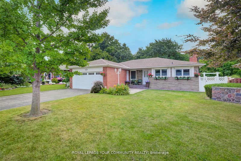 home for lease on (Lower)-19 Peacham Cres Crescent