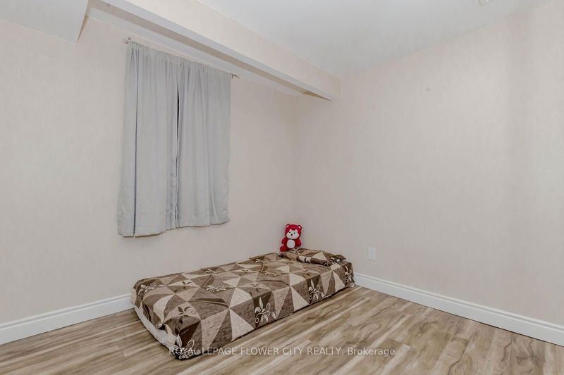 60 Legend Lane  Brampton, L6X 5B6 | Image 25