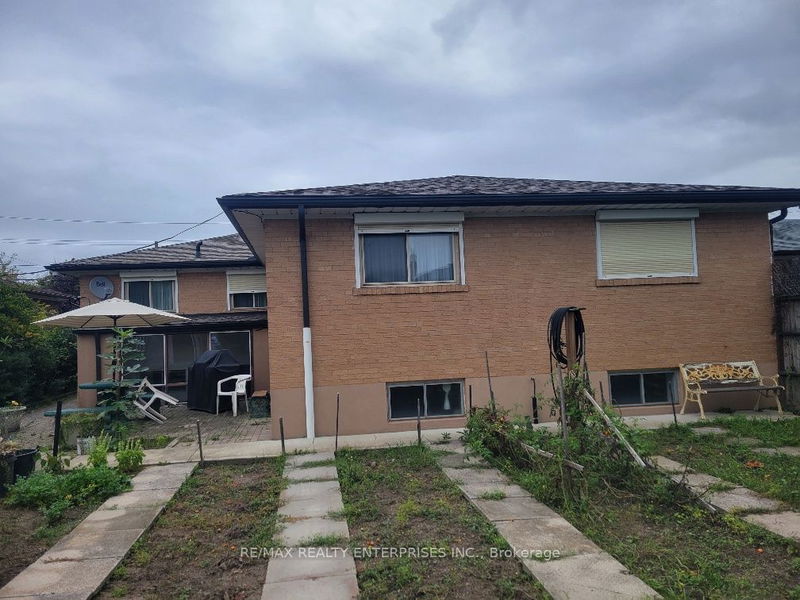 4106 Wilcox Rd  Mississauga, L4Z 1B7 | Image 2