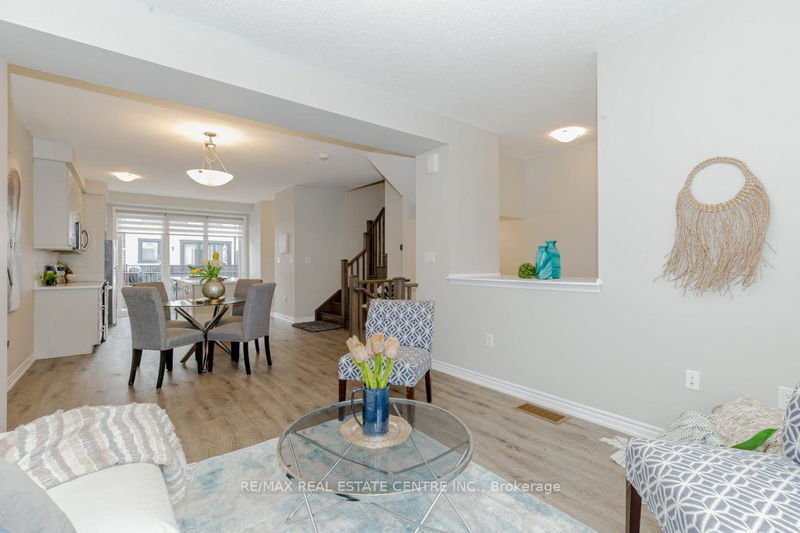  17 - 980 Logan Dr E Milton, L9E 1T1 | Image 5