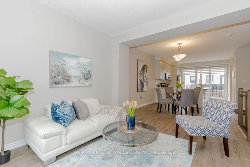  17 - 980 Logan Dr E Milton, L9E 1T1 | Image 6