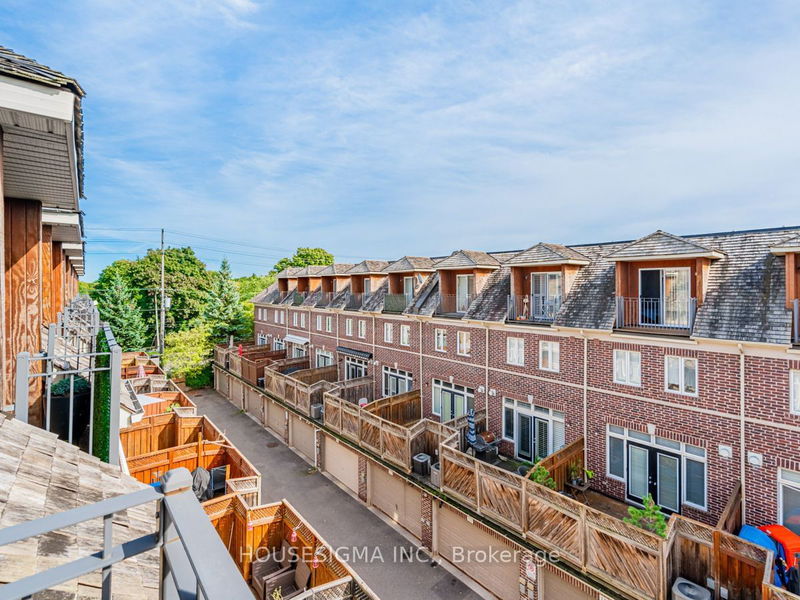 45 Furrow Lane  Toronto, M8Z 0A2 | Image 32