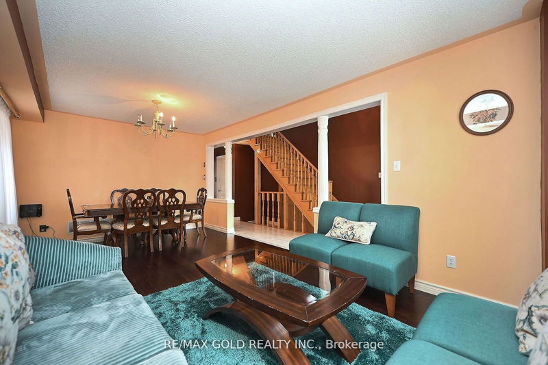 46 Mint Leaf Blvd  Brampton, L6Z 3B7 | Image 11