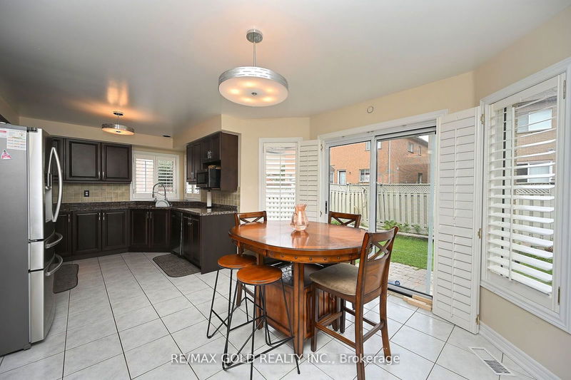 46 Mint Leaf Blvd  Brampton, L6Z 3B7 | Image 13