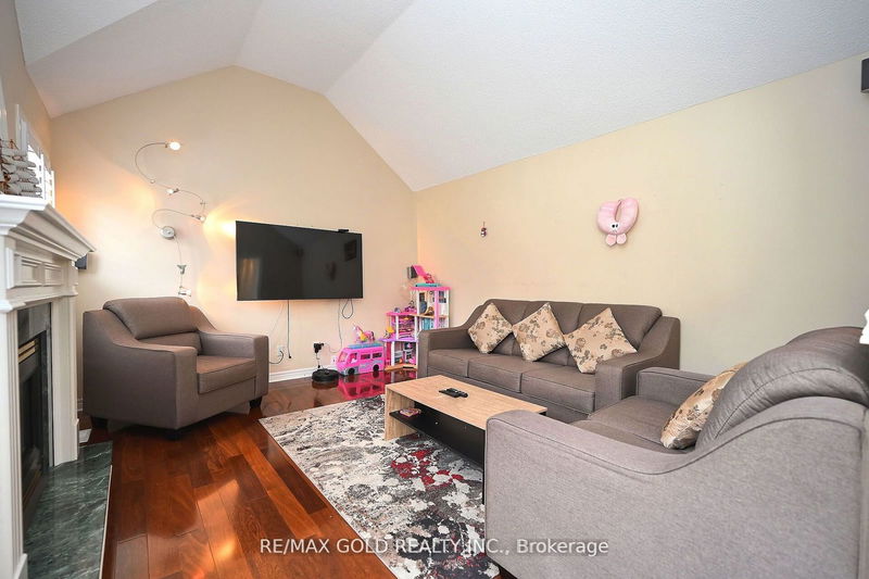 46 Mint Leaf Blvd  Brampton, L6Z 3B7 | Image 17