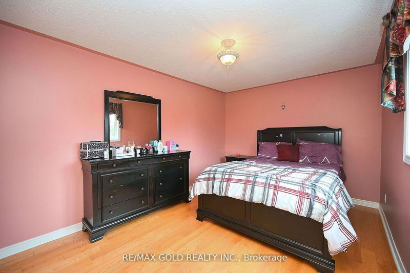 46 Mint Leaf Blvd  Brampton, L6Z 3B7 | Image 23