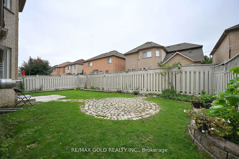 46 Mint Leaf Blvd  Brampton, L6Z 3B7 | Image 33