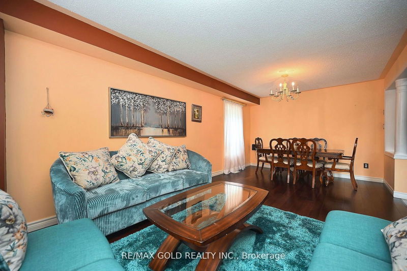 46 Mint Leaf Blvd  Brampton, L6Z 3B7 | Image 9