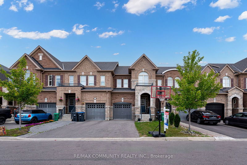 31 Padbury Tr  Brampton, L7A 4V2 | Image 1