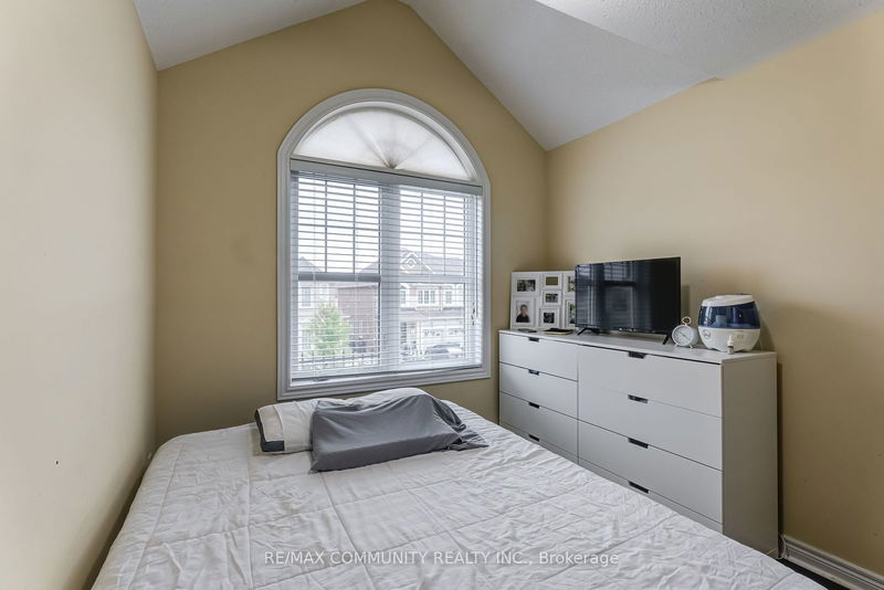 31 Padbury Tr  Brampton, L7A 4V2 | Image 22