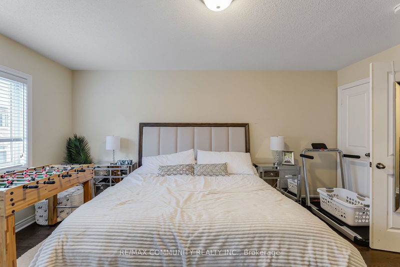 31 Padbury Tr  Brampton, L7A 4V2 | Image 32