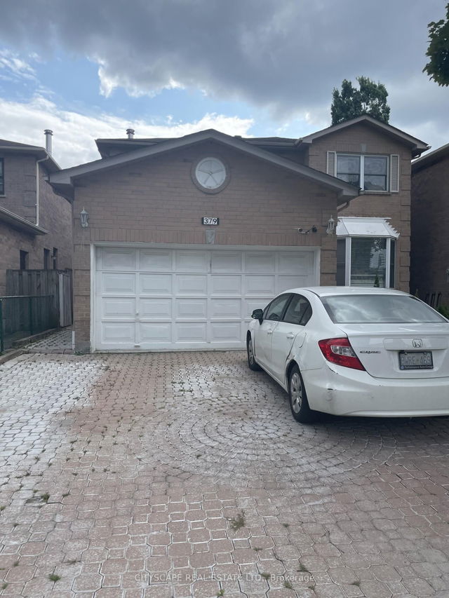 379 Wallenberg Crescent