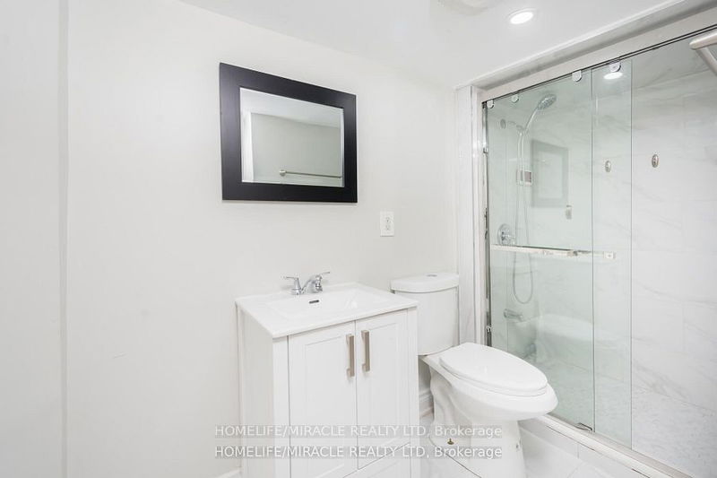 4361 Violet Rd  Mississauga, L5V 1J8 | Image 31