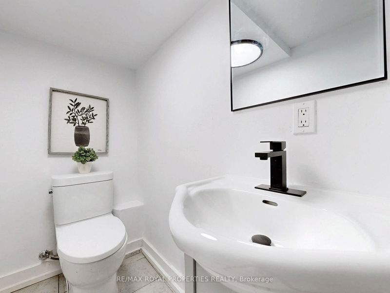 459 Whitmore Ave  Toronto, M6E 2N6 | Image 30