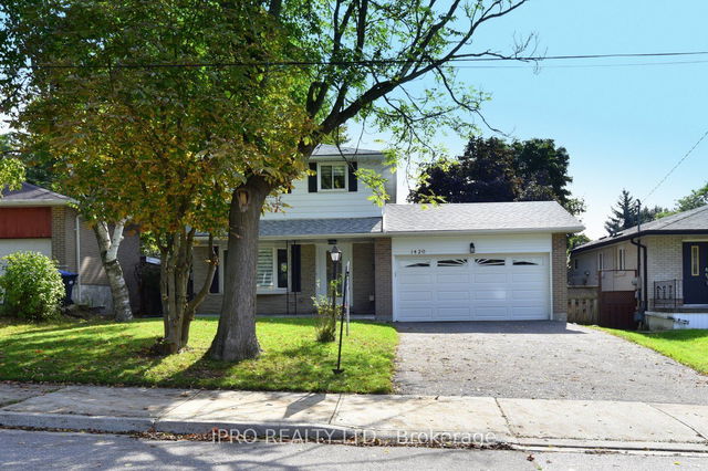 1420 Chalice Crescent