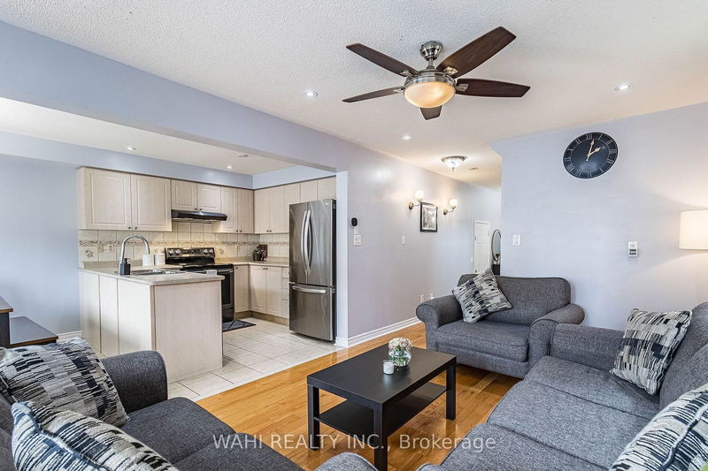 12 Tanglemere Cres  Brampton, L7A 1R7 | Image 13