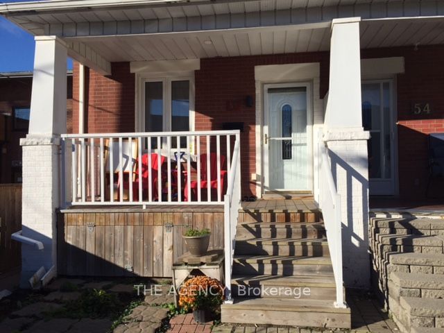 home for lease on Lower-52 St Clair Gdns