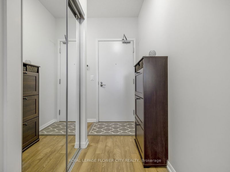  628 - 3091 Dufferin St  Toronto, M6A 0C4 | Image 1