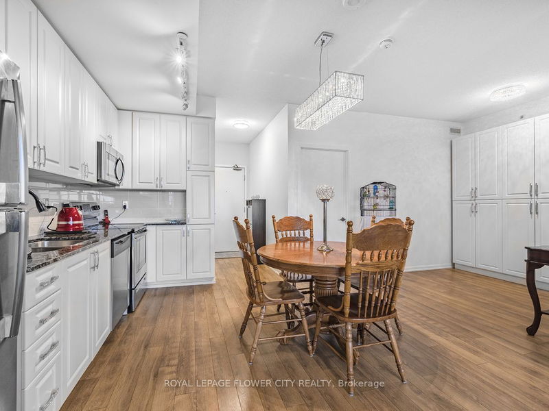  628 - 3091 Dufferin St  Toronto, M6A 0C4 | Image 14