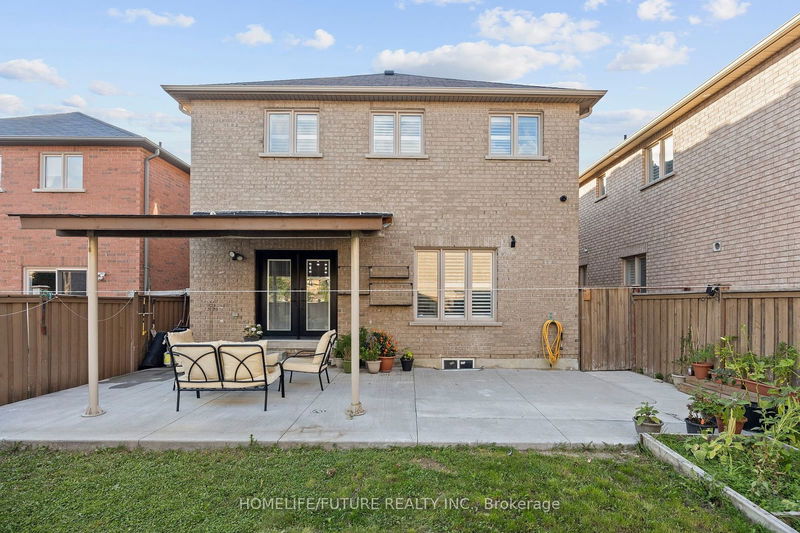 7 Vanwood Cres  Brampton, L6P 2X4 | Image 40