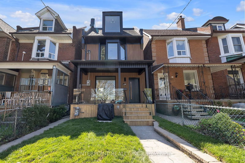 782 Crawford St  Toronto, M6G 3K3 | Image 1