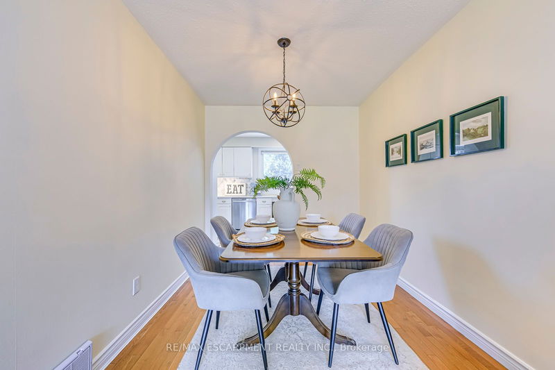 5010 Brady Ave  Burlington, L7L 3X6 | Image 10