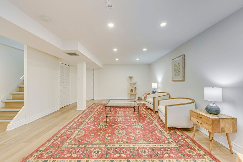 5010 Brady Ave  Burlington, L7L 3X6 | Image 28