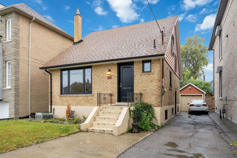 1104 Glengrove Ave  Toronto, M6B 2K4 | Image 1