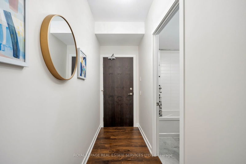  807 - 10 Park Lawn Rd  Toronto, M8V 0H9 | Image 2