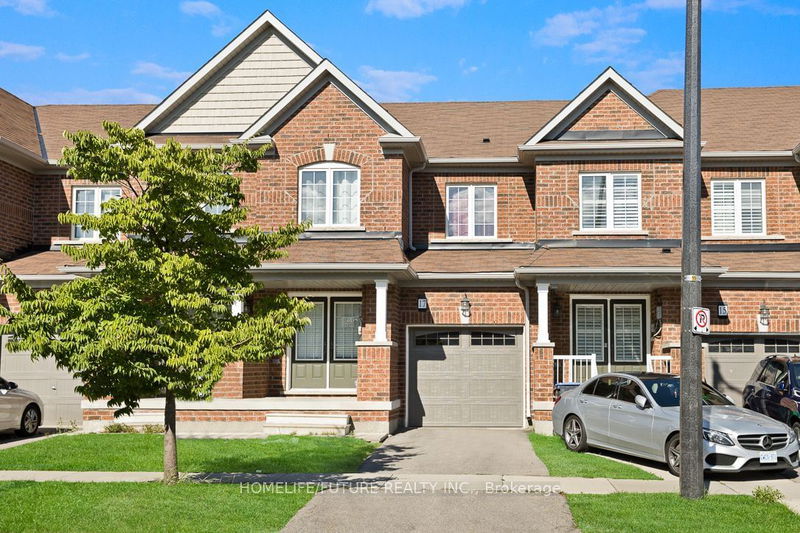 home for lease on 17 Hoover Road