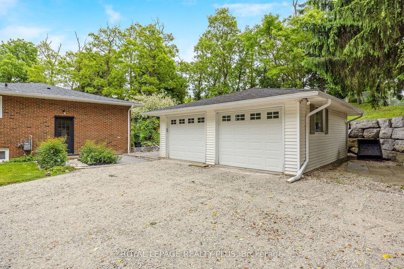 25 Caroline St  Halton Hills, L7G 2J5 | Image 4