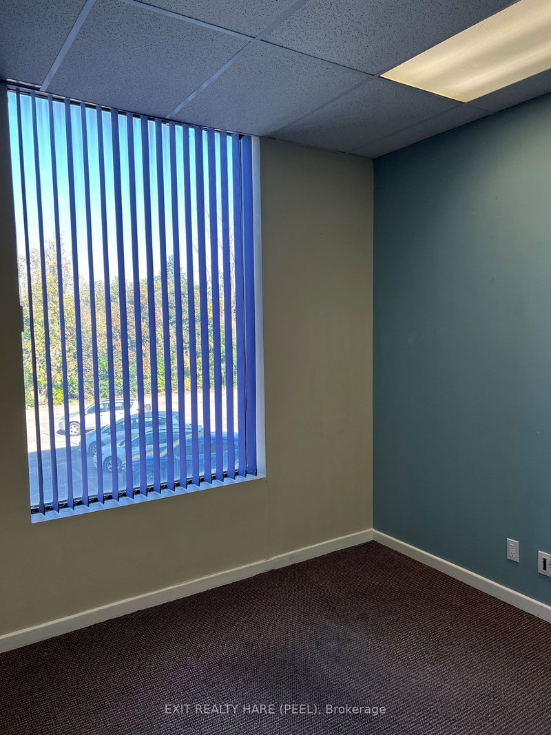 207 - 134 Queen St E, Brampton, L6V 1B2 | Image 2