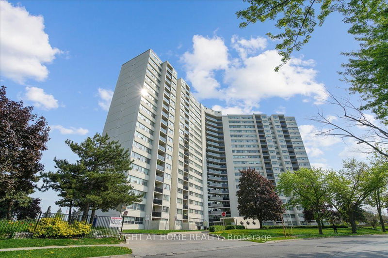  410 - 530 Lolita Gdns  Mississauga, L5A 3T2 | Image 1