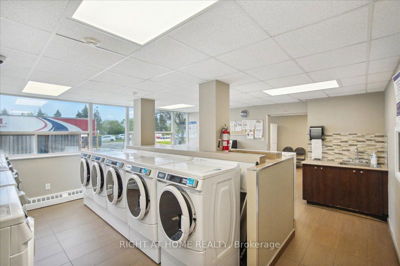  410 - 530 Lolita Gdns  Mississauga, L5A 3T2 | Image 27