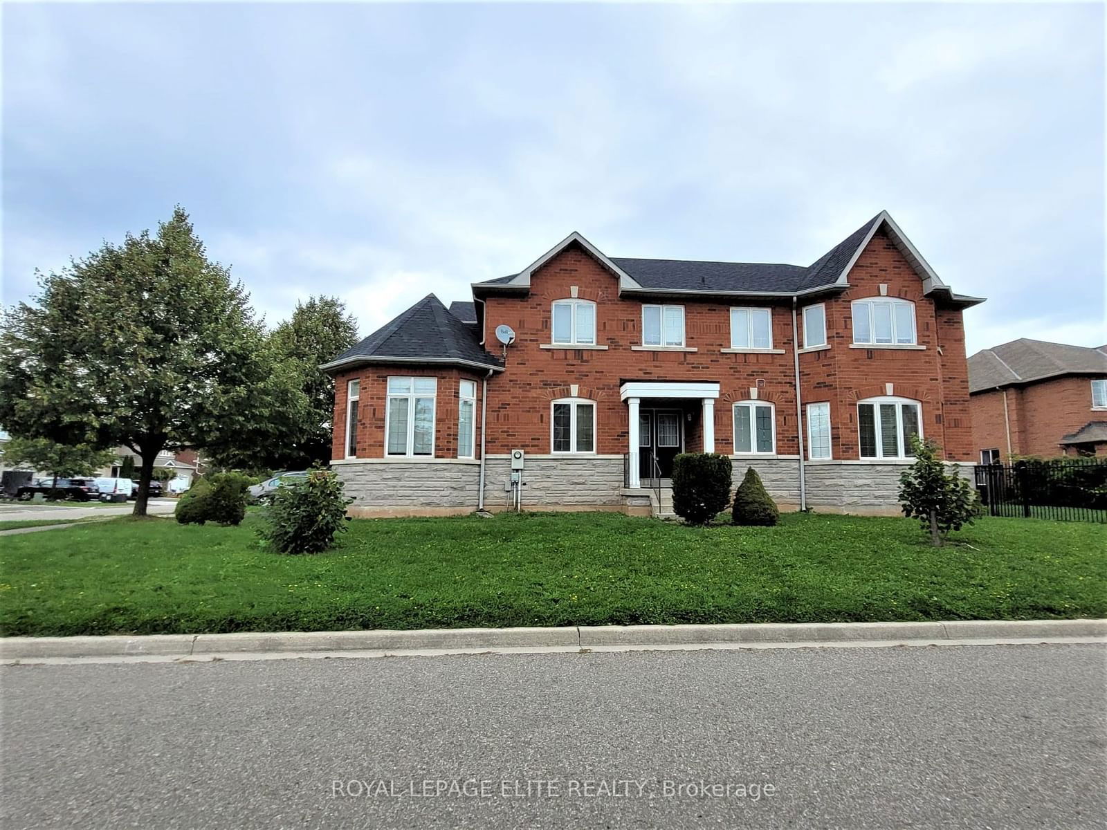 Building at 1278 SANDPIPER Road, Oakville, West Oak Trails