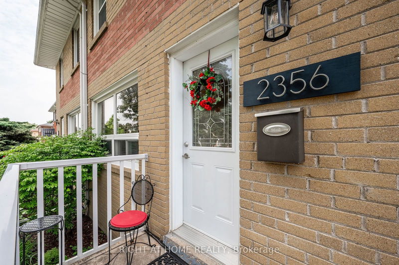 2356 Brookhurst Rd  Mississauga, L5J 1R2 | Image 3